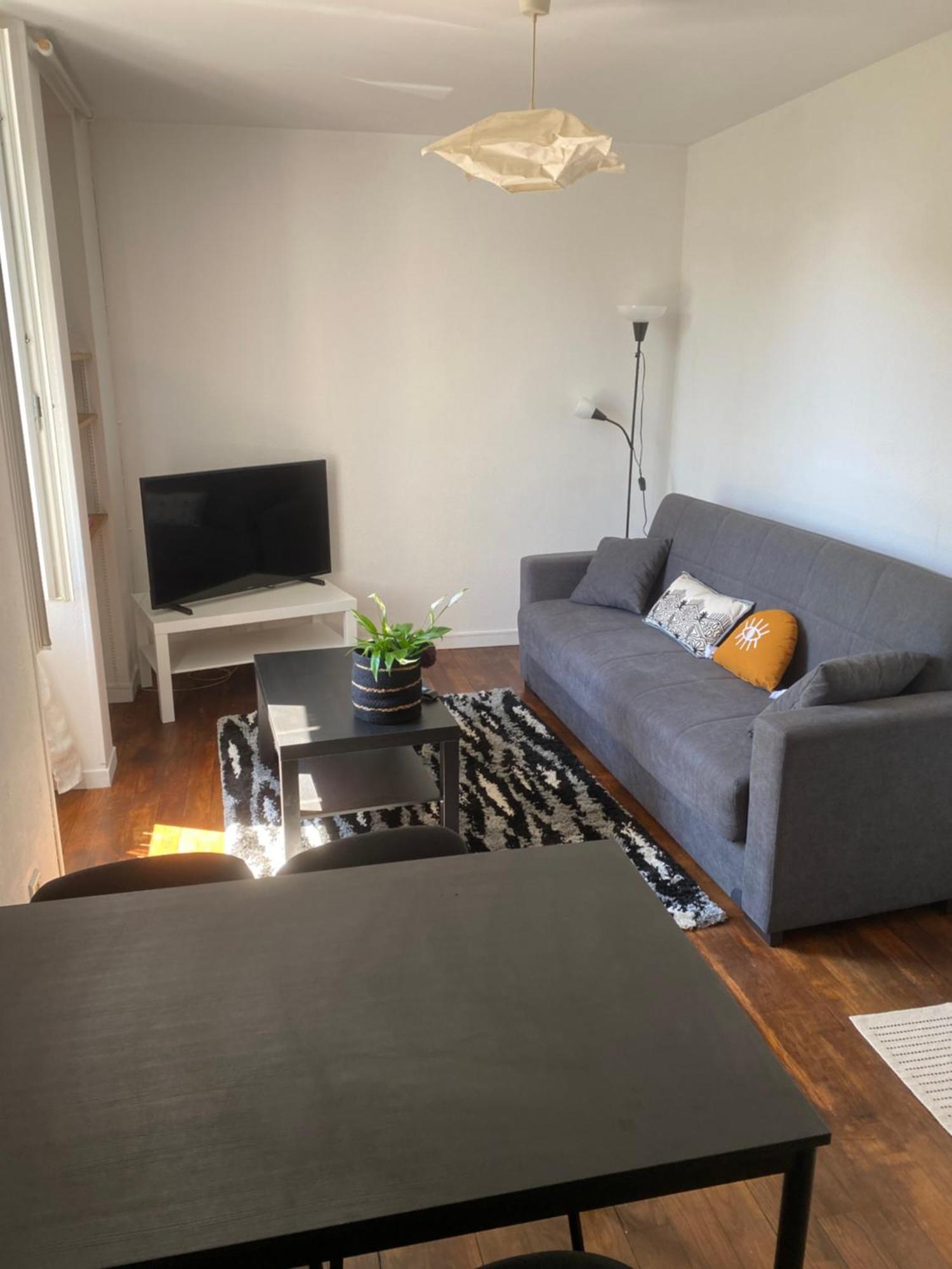 Haut De Jardin Dans Une Maison Dijon Eksteriør billede